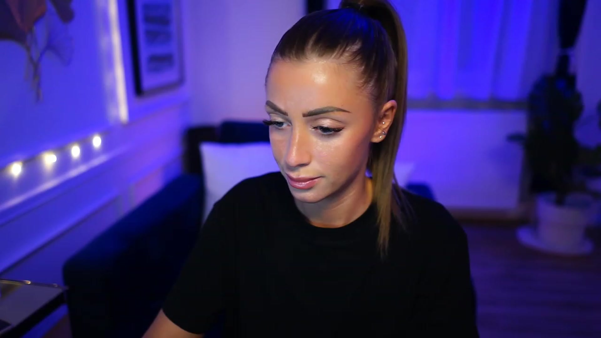 emma_ruby video thumbnail