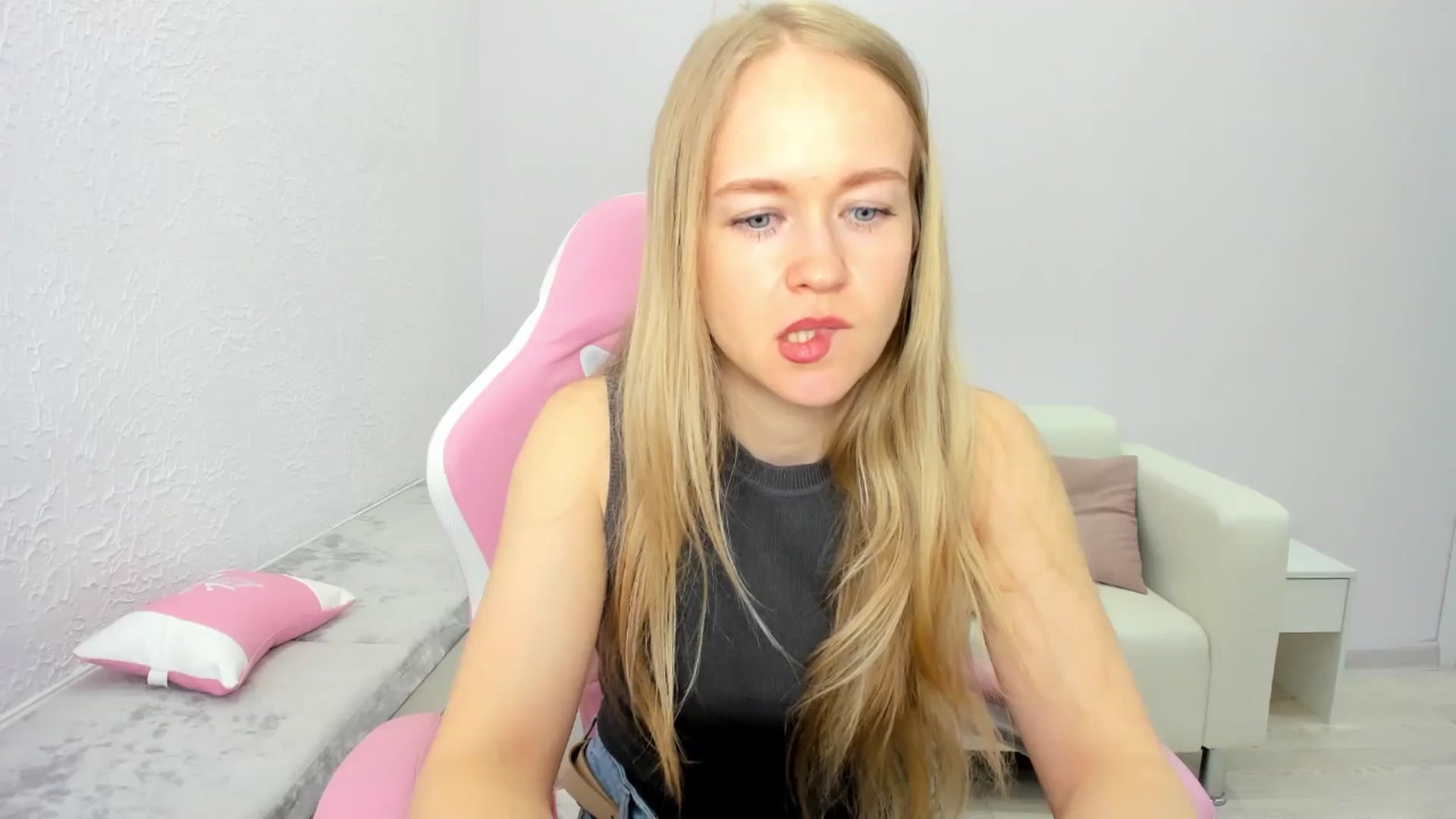 Angel_Kristy video thumbnail