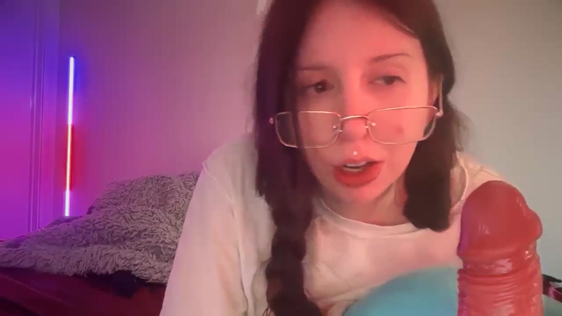 Vixendrips video thumbnail