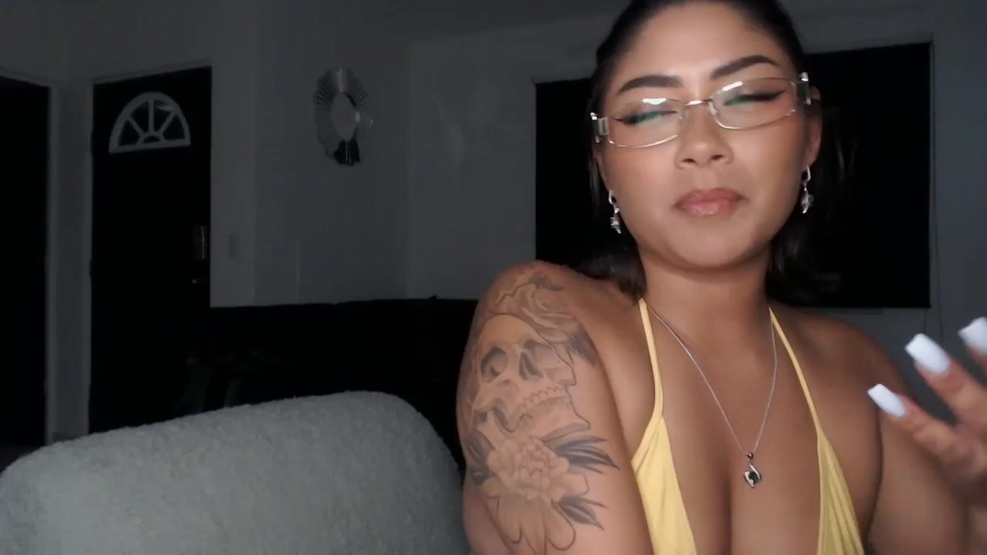 YourGoddessLu video thumbnail