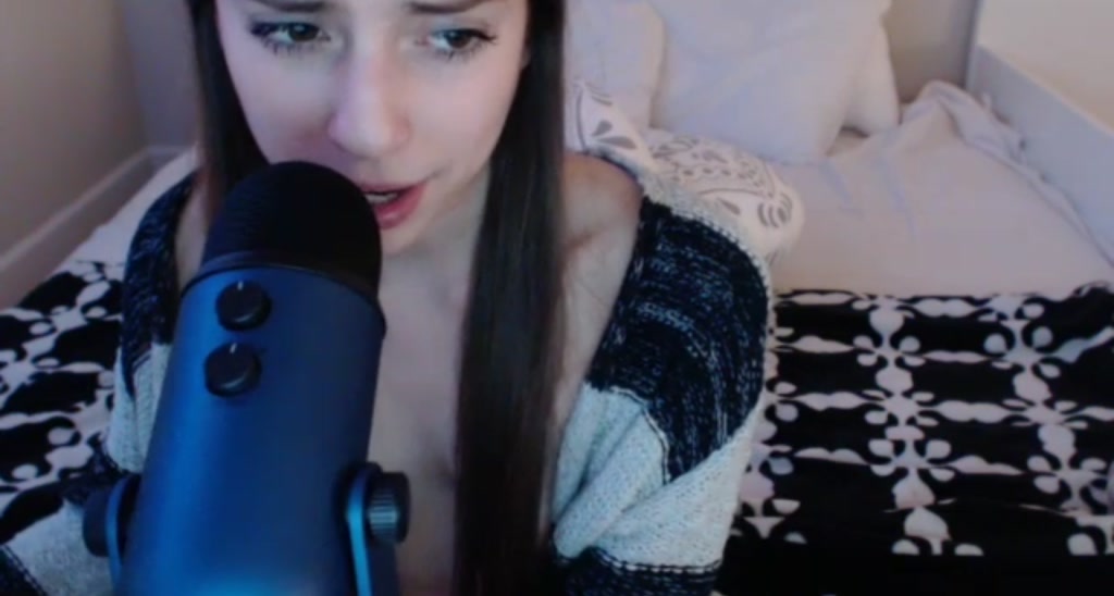 Tiny_Vixen video thumbnail