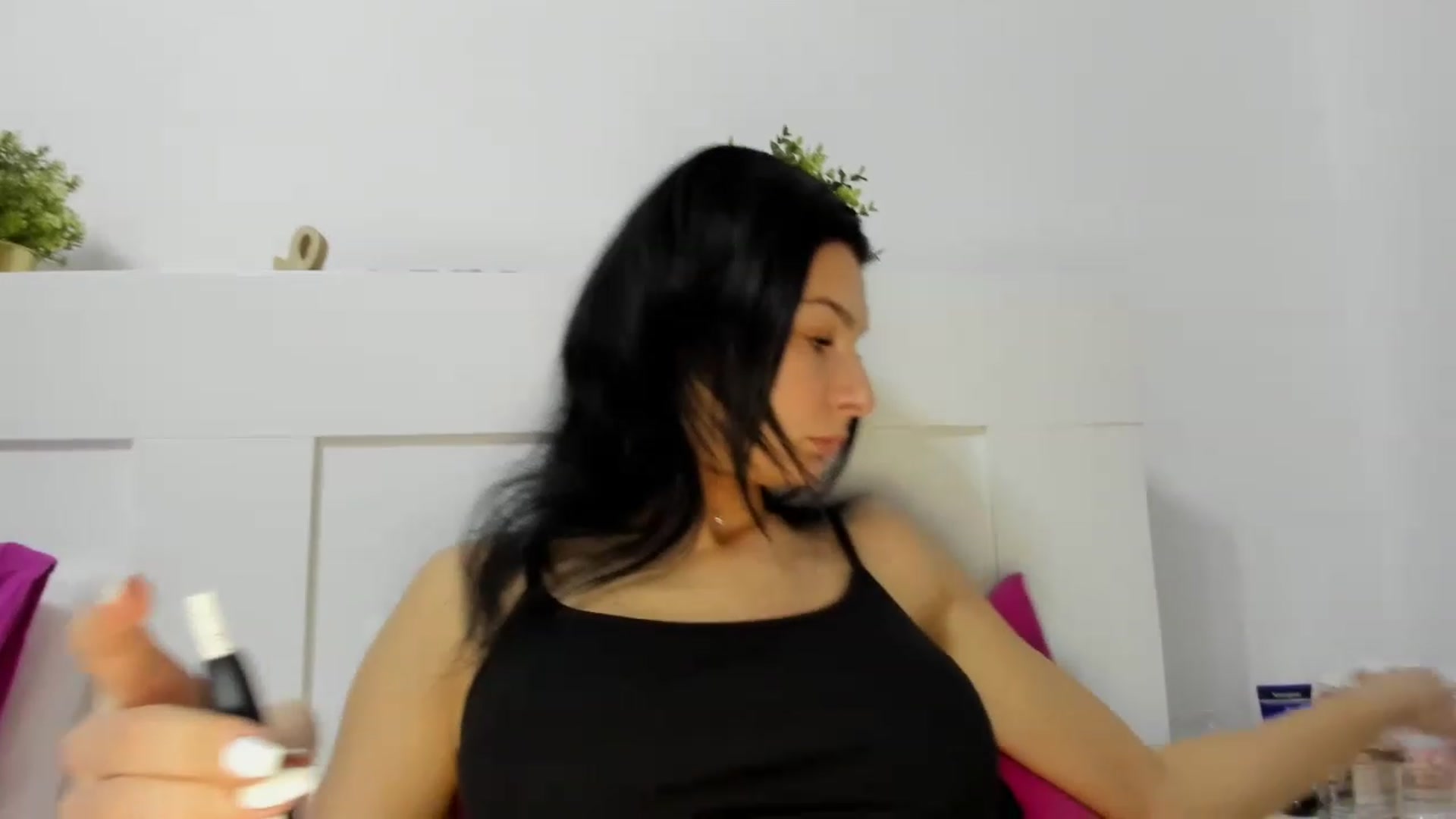 HeraWild video thumbnail