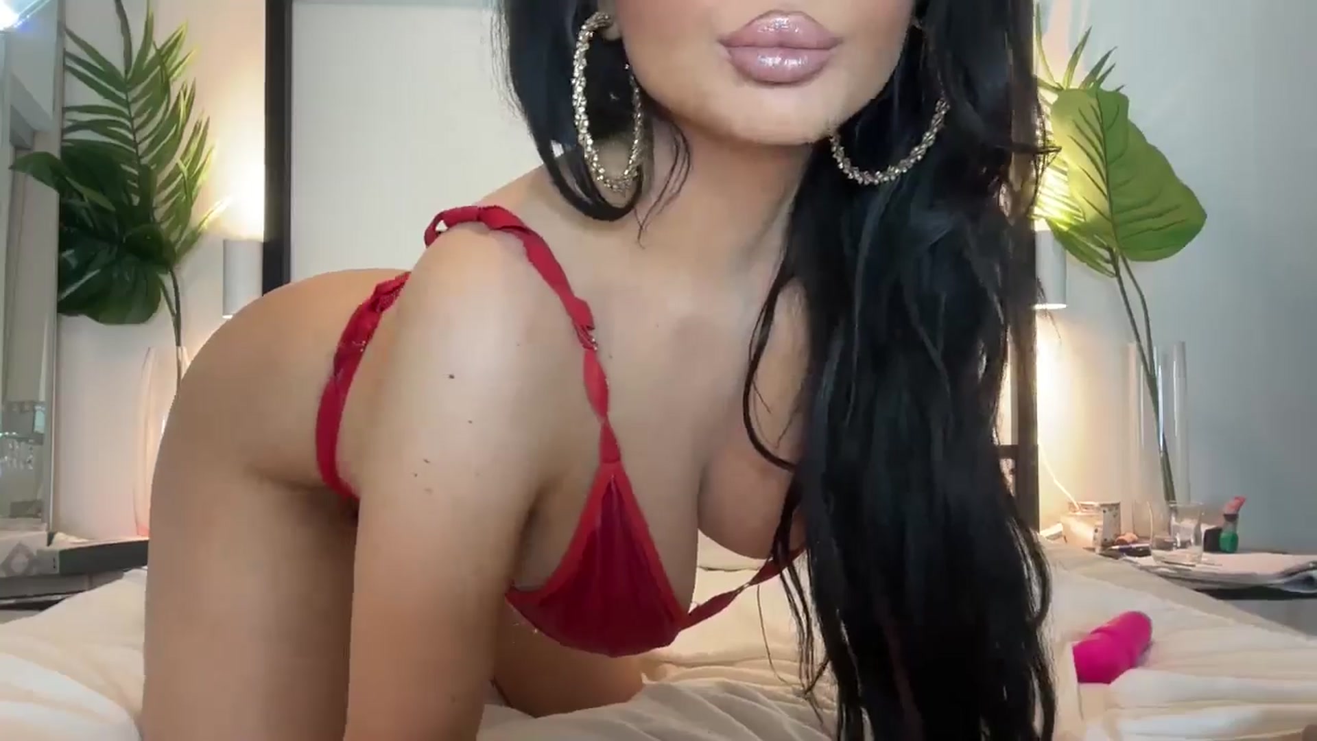 cndnbaddie video thumbnail