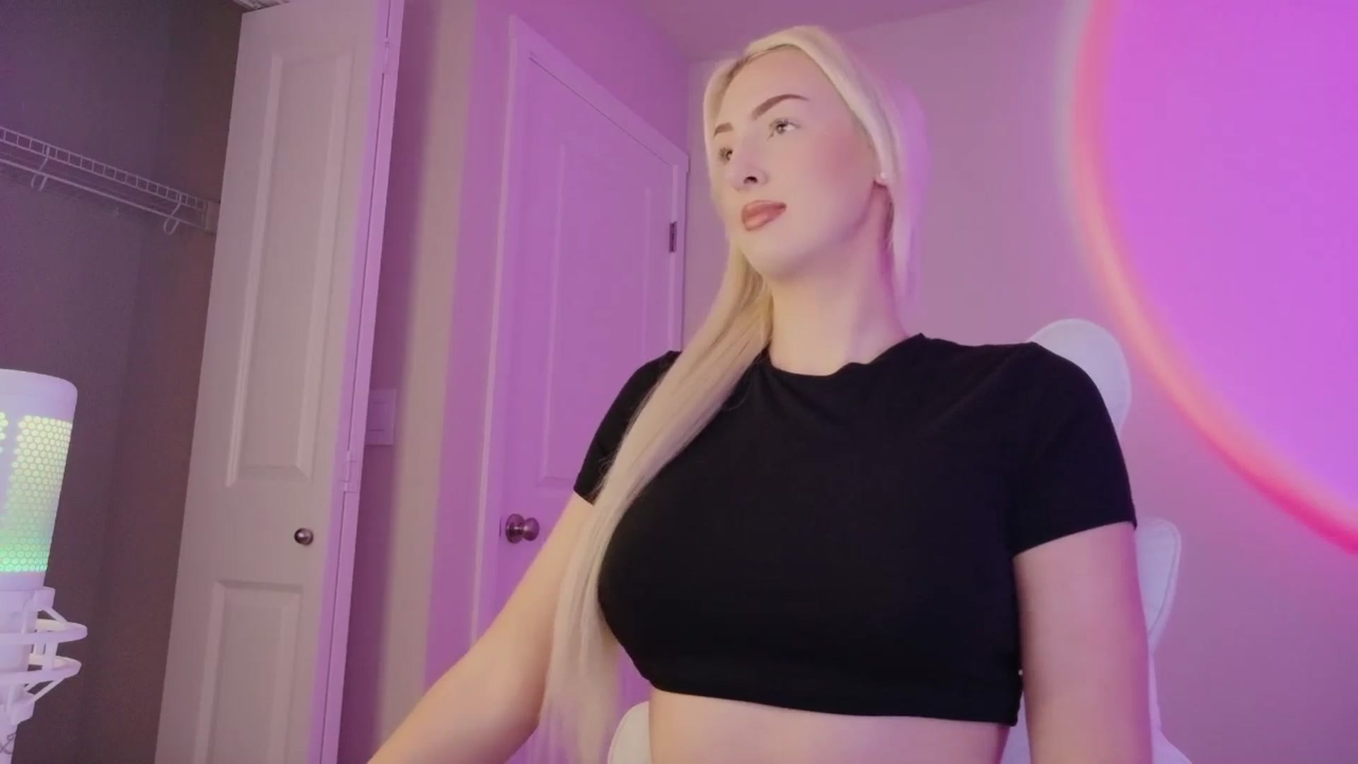 sophiestaar video thumbnail