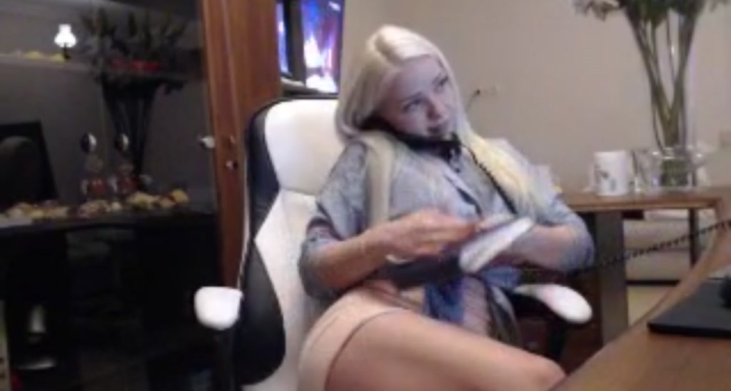 Innocentdoll_ video thumbnail