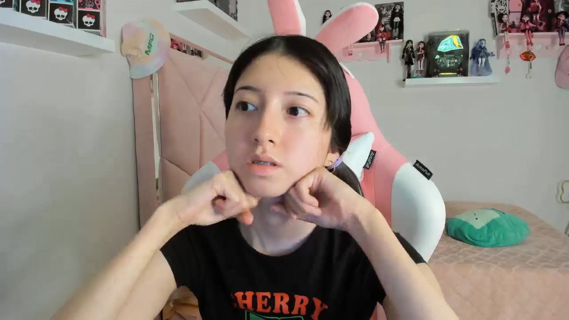 Cherrycute666 video thumbnail