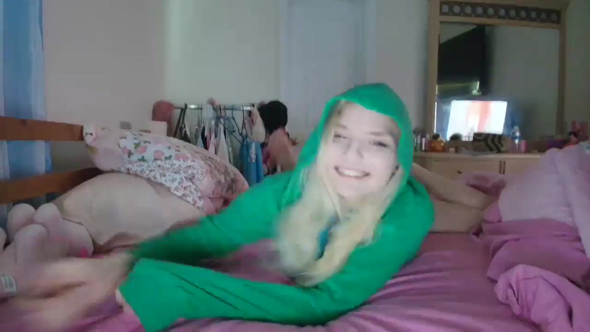 DuckChan0 video thumbnail