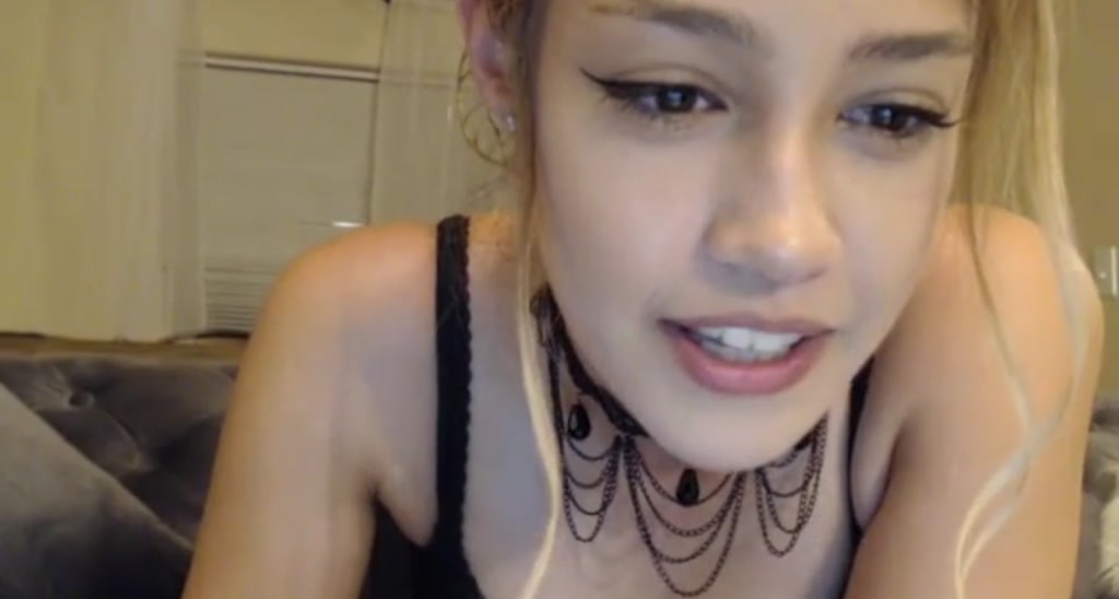 Babygirl_97 video thumbnail
