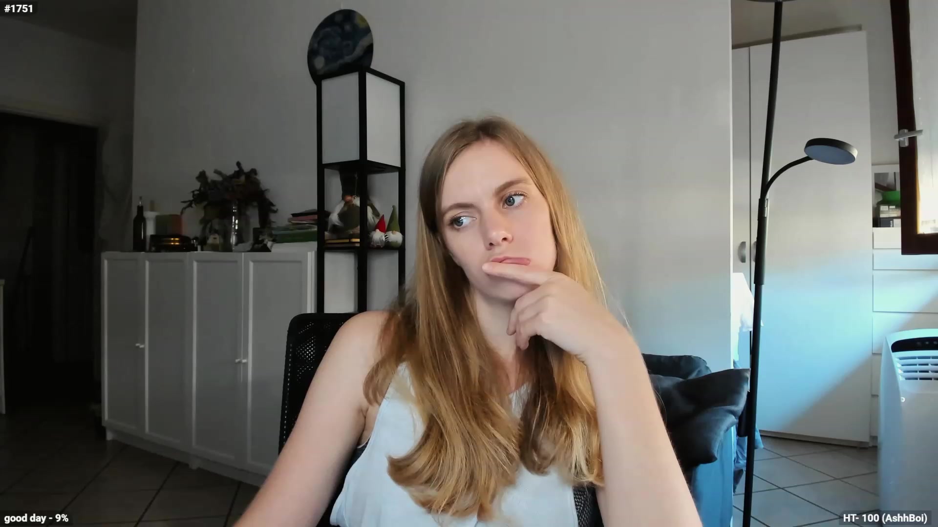 Personage video thumbnail