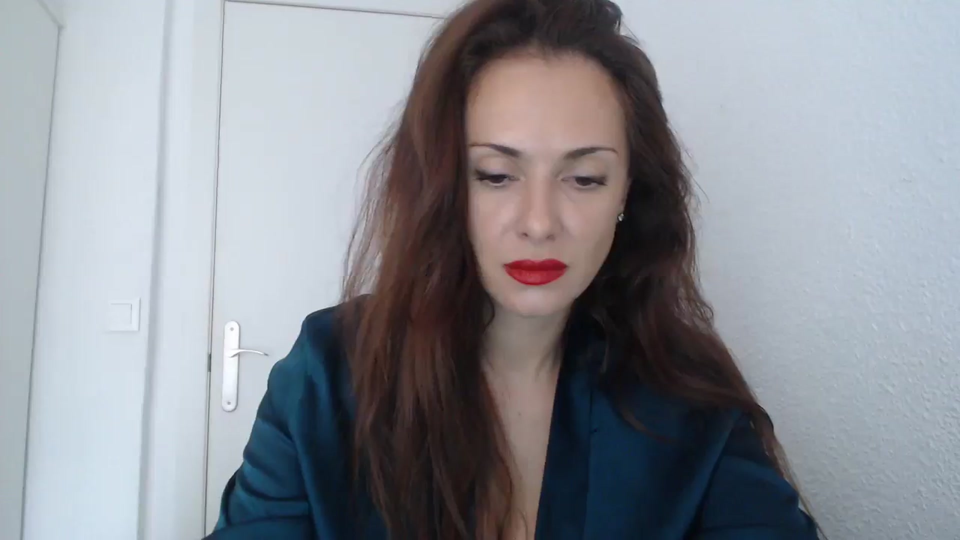 ItsLizi video thumbnail