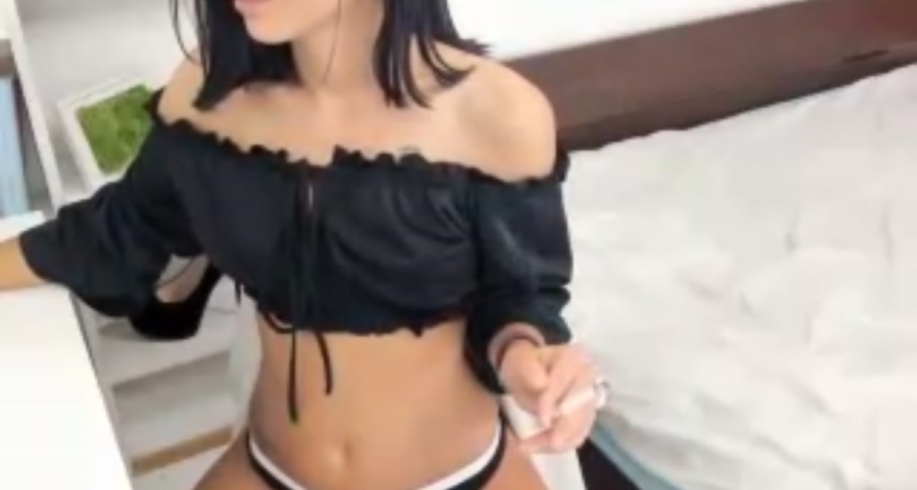 Hannah18x video thumbnail