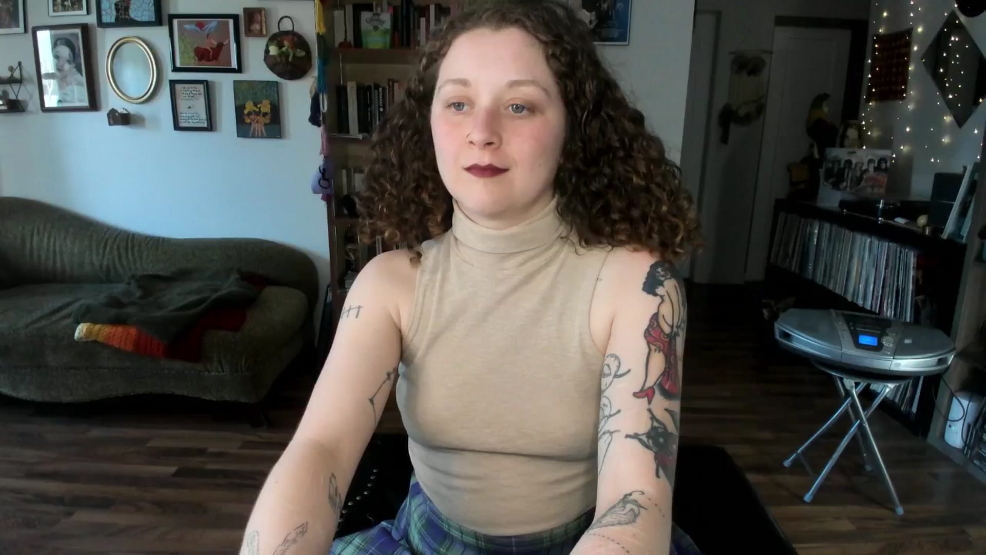 PeachyQueen_ video thumbnail