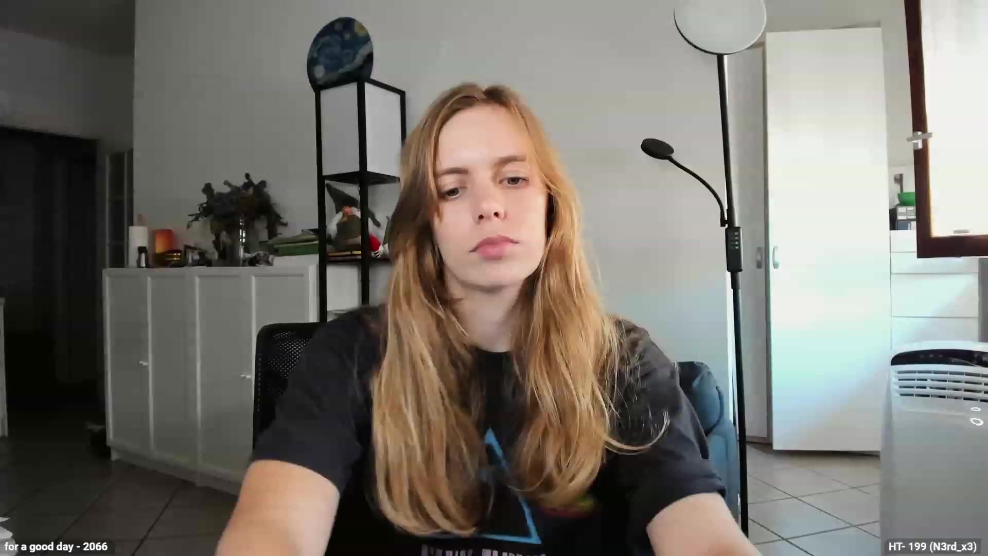 Personage video thumbnail