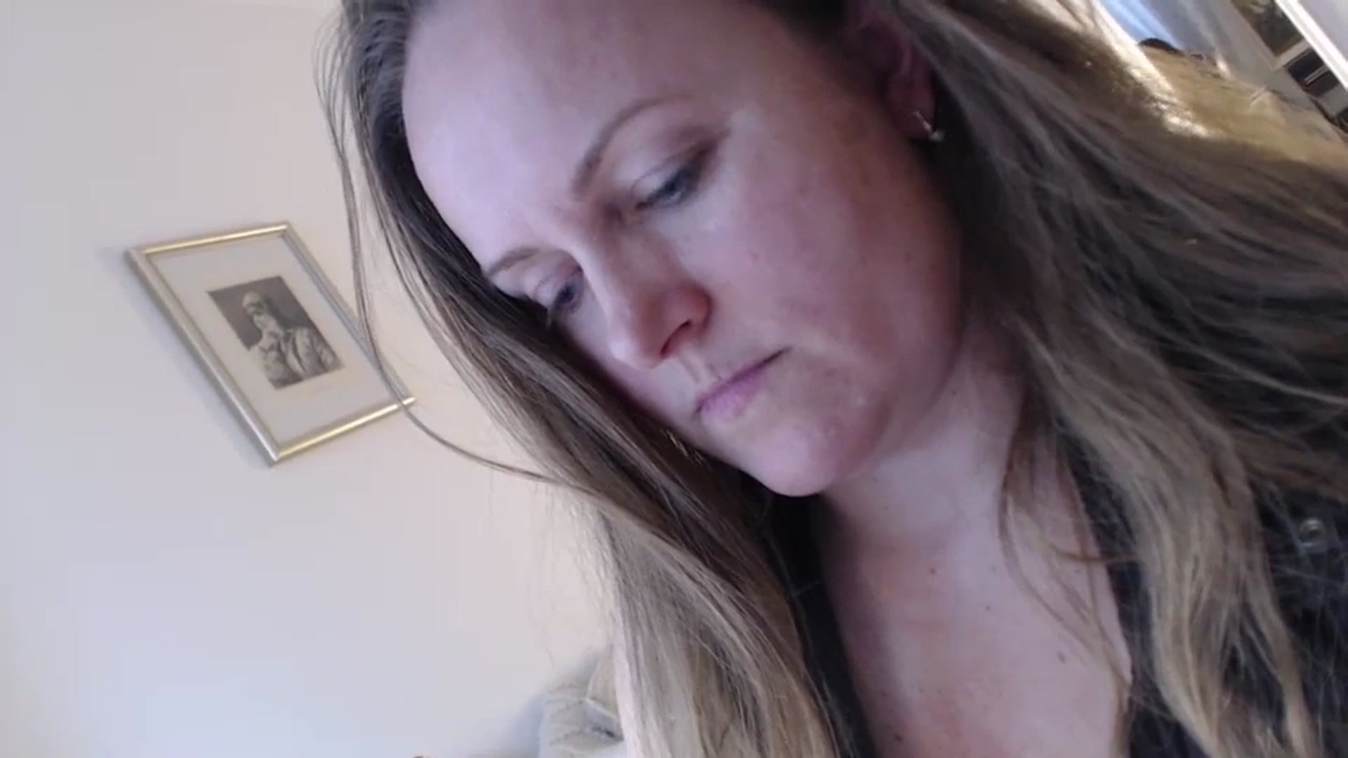 JustLily video thumbnail