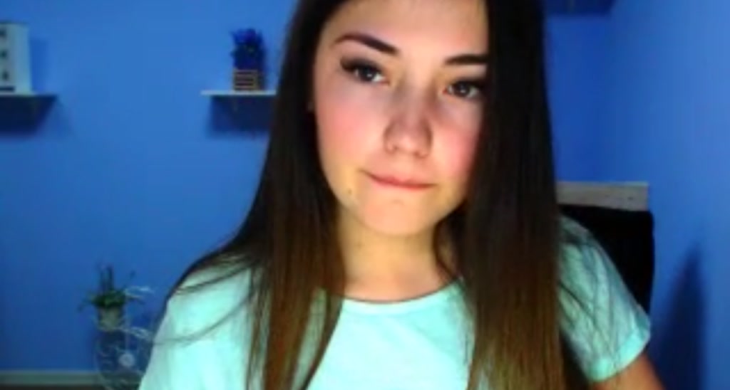 Kasandra_Mils video thumbnail