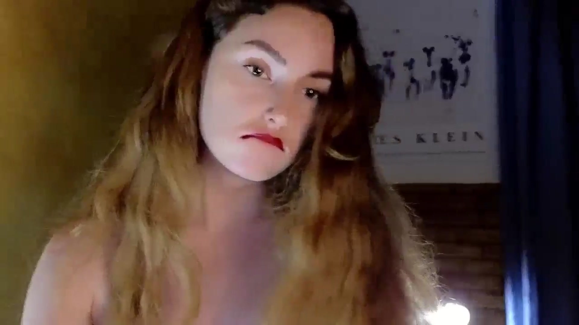 Red_Lips_Girl video thumbnail