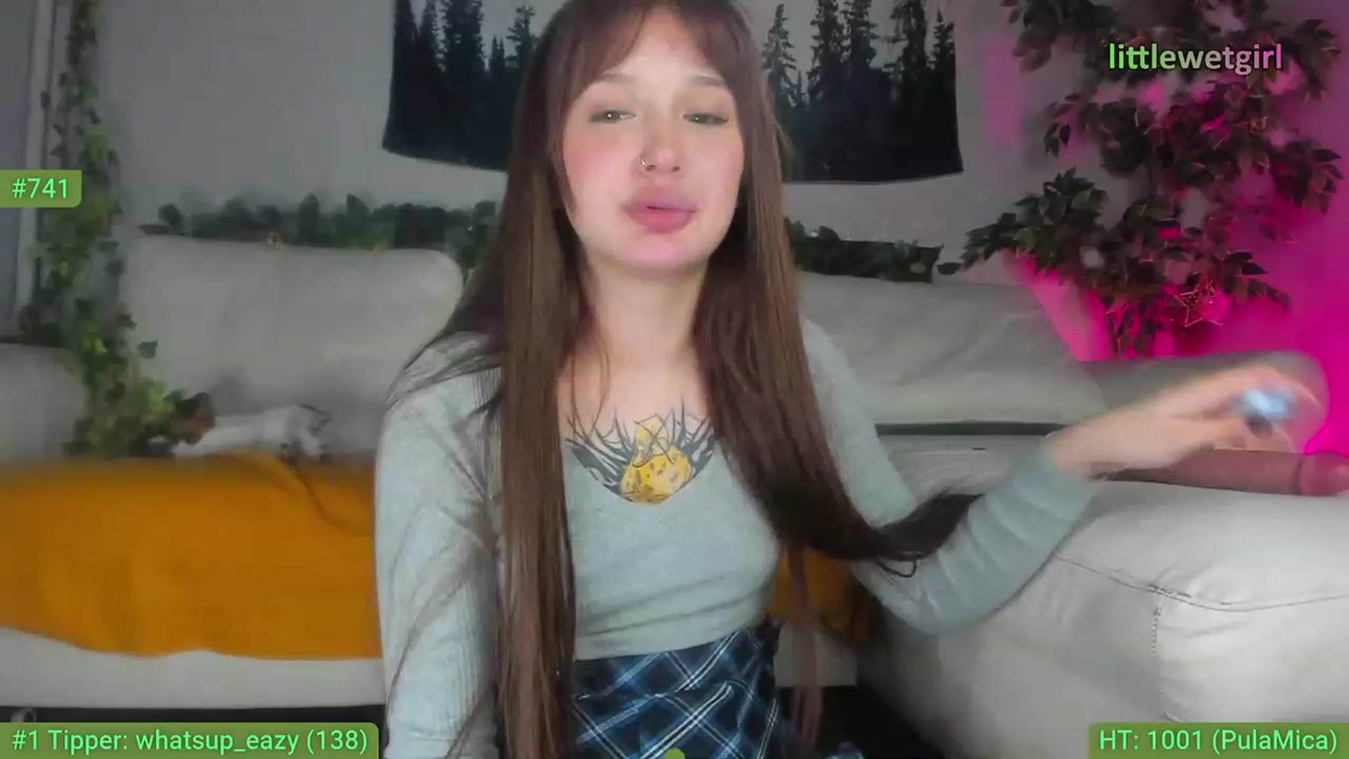 Littlewetgirl video thumbnail