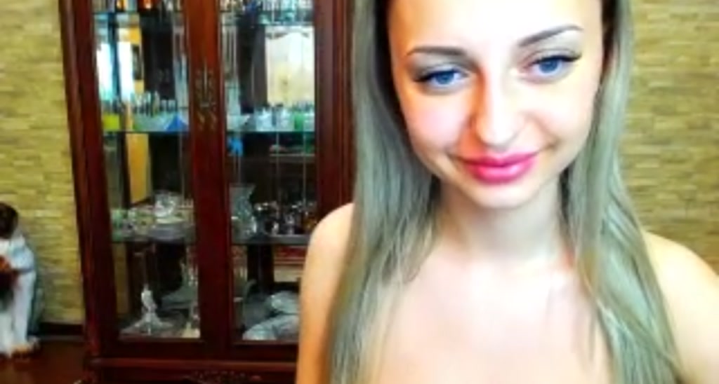 angel_llove video thumbnail