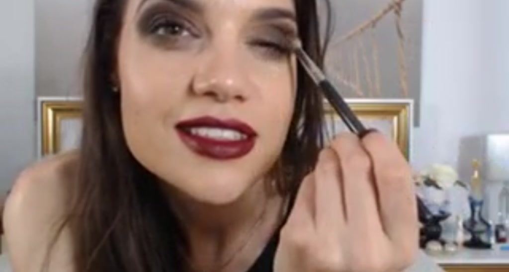 AmazonGirl1 video thumbnail