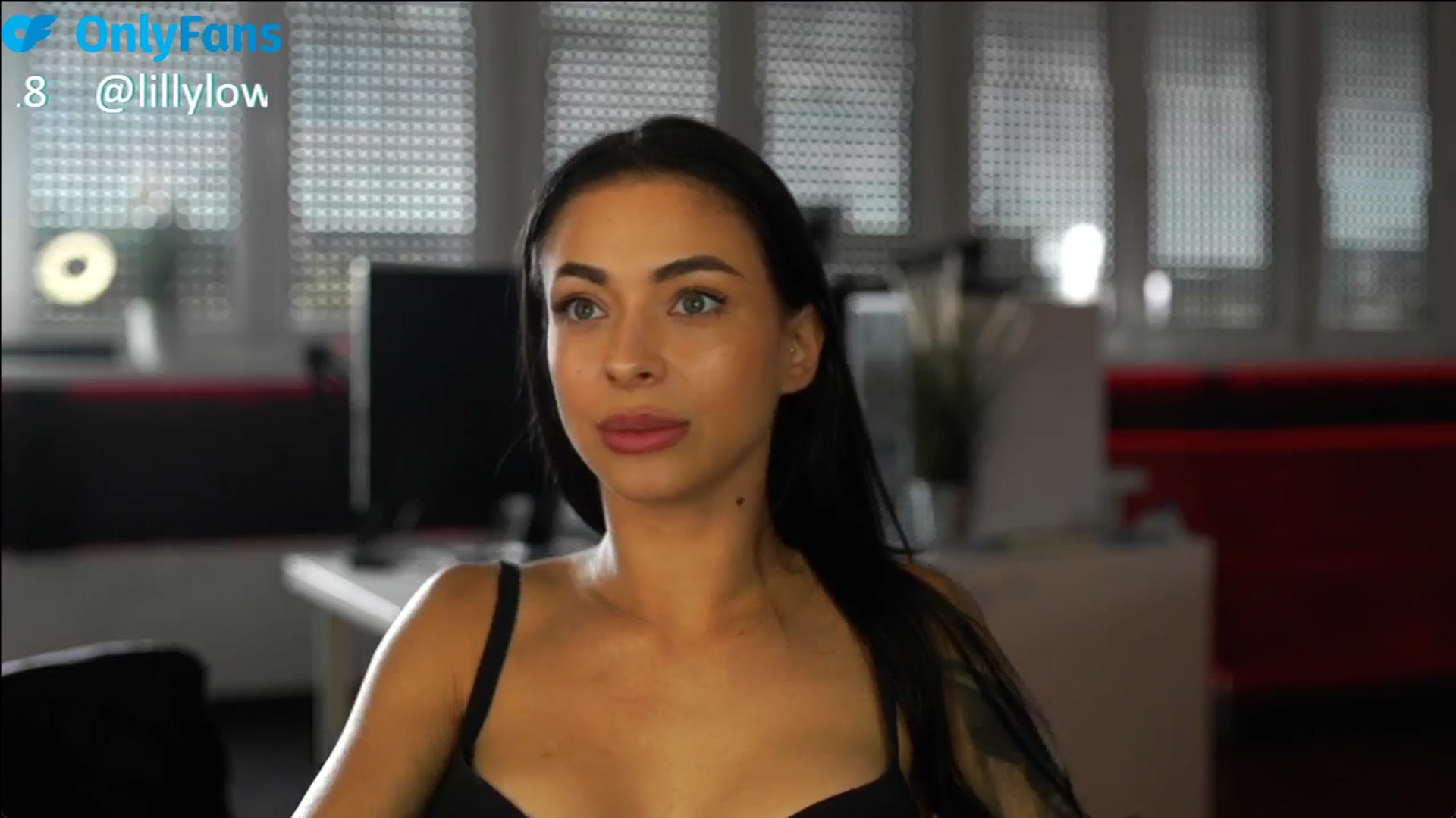 ClipPetite video thumbnail