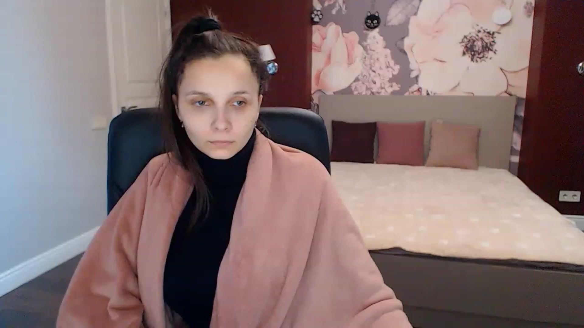Karina_Mils video thumbnail