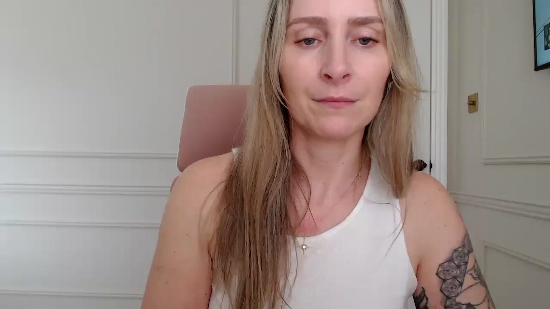 Boob_Jiggler video thumbnail