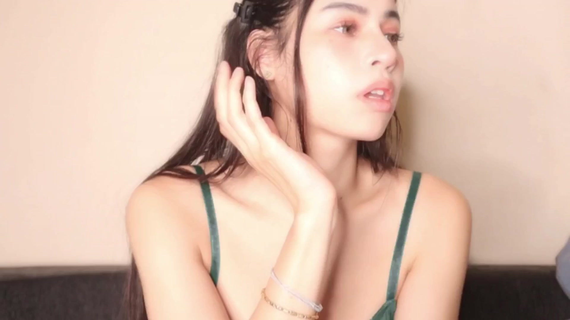 Ms_GlitCh video thumbnail