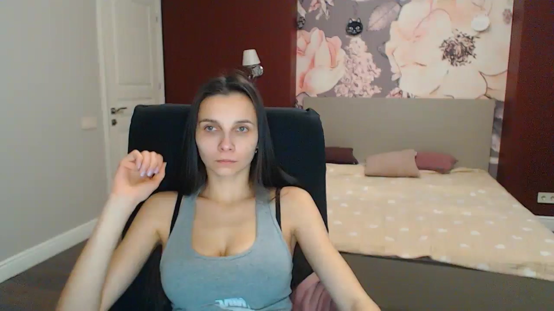Karina_Mils video thumbnail