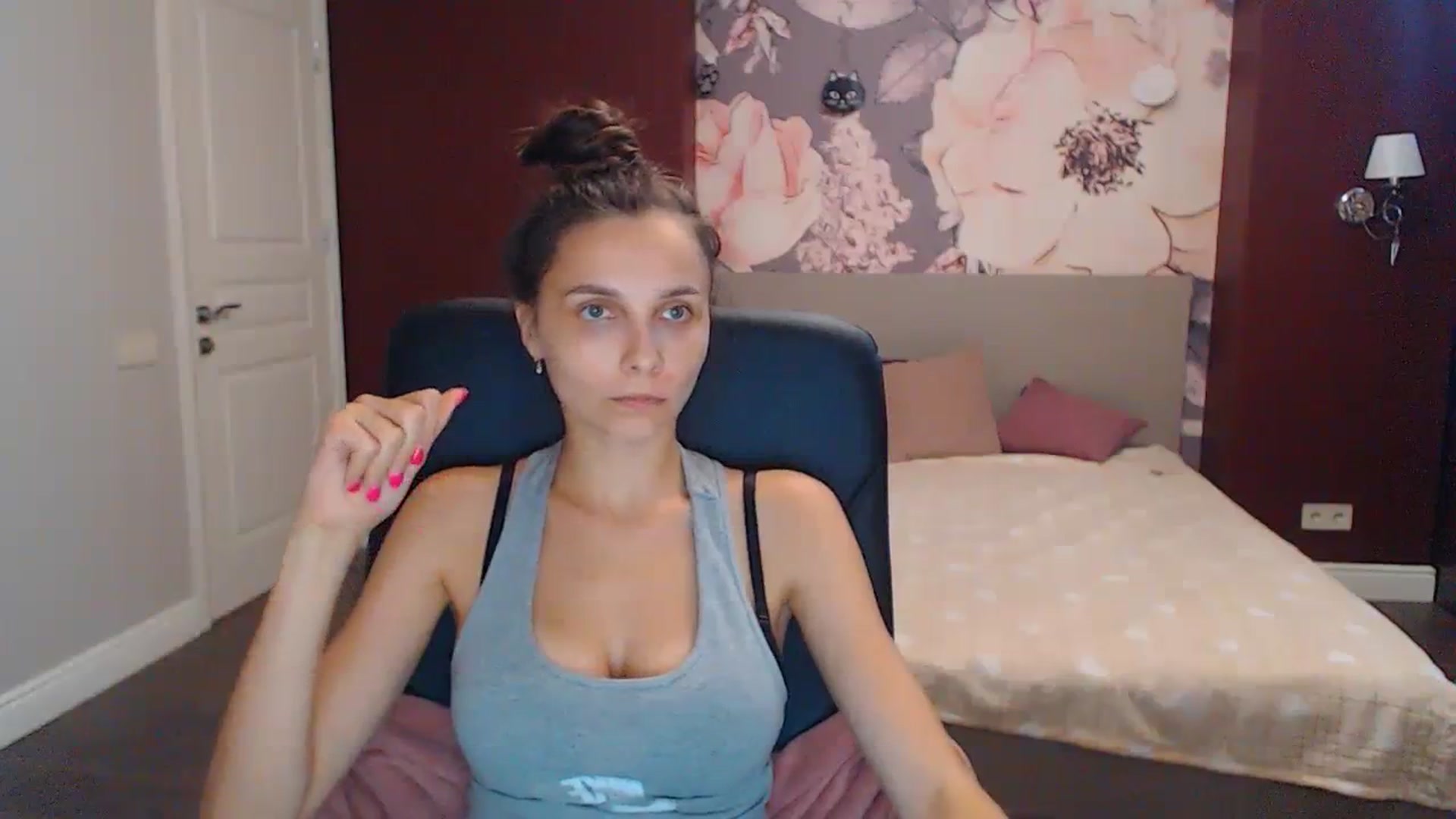 Karina_Mils video thumbnail