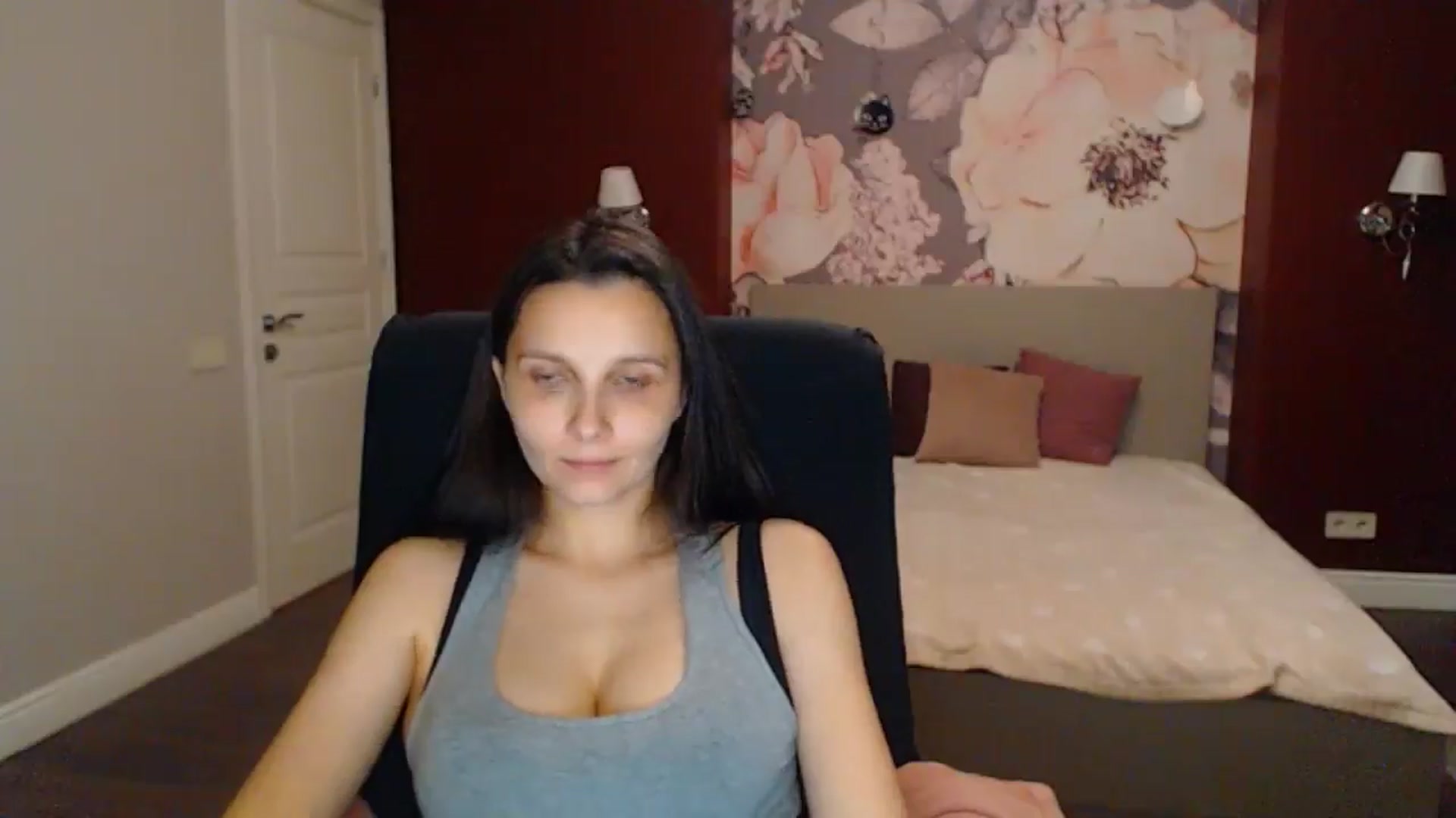 Karina_Mils video thumbnail