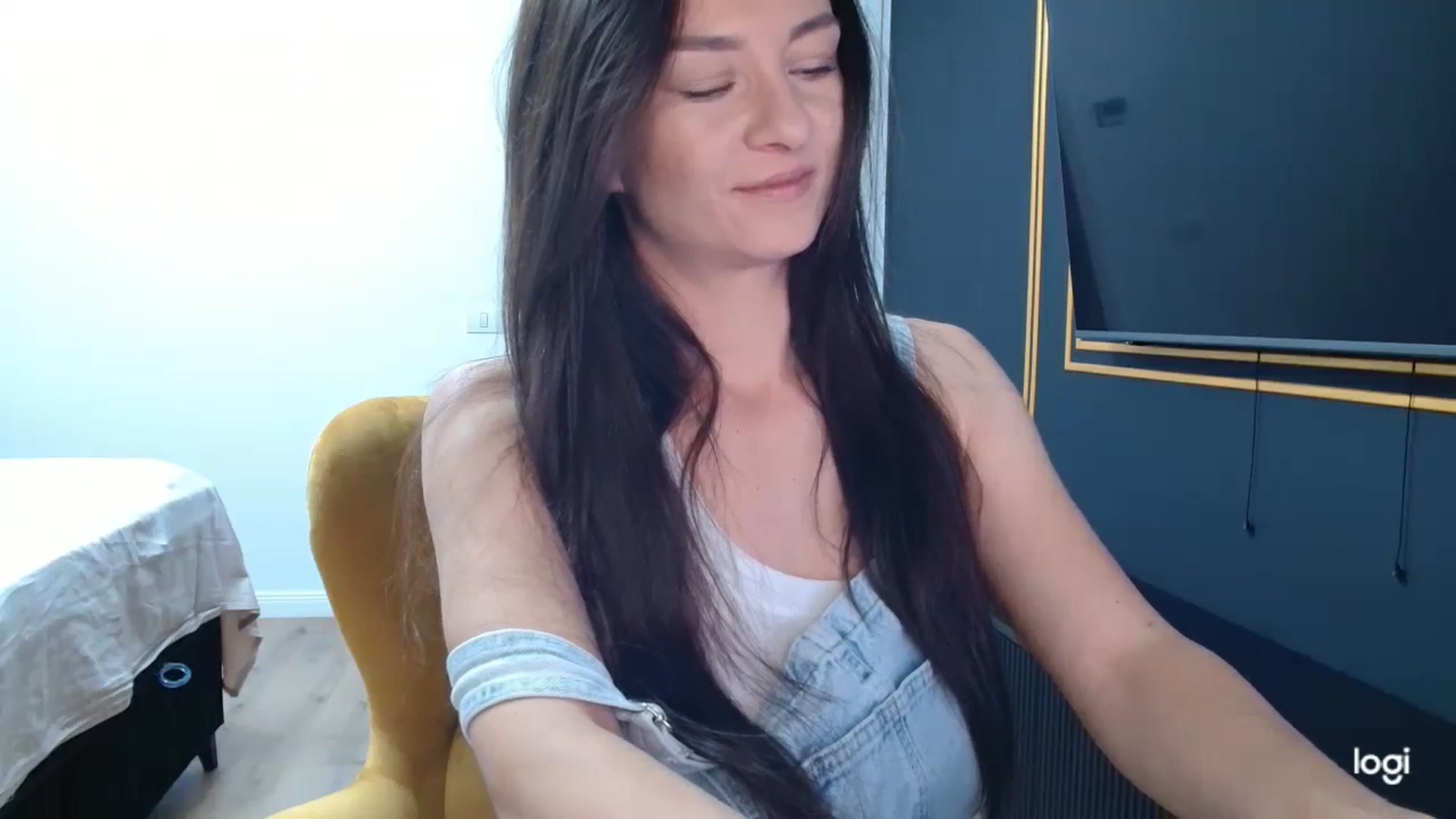 LoryBell video thumbnail