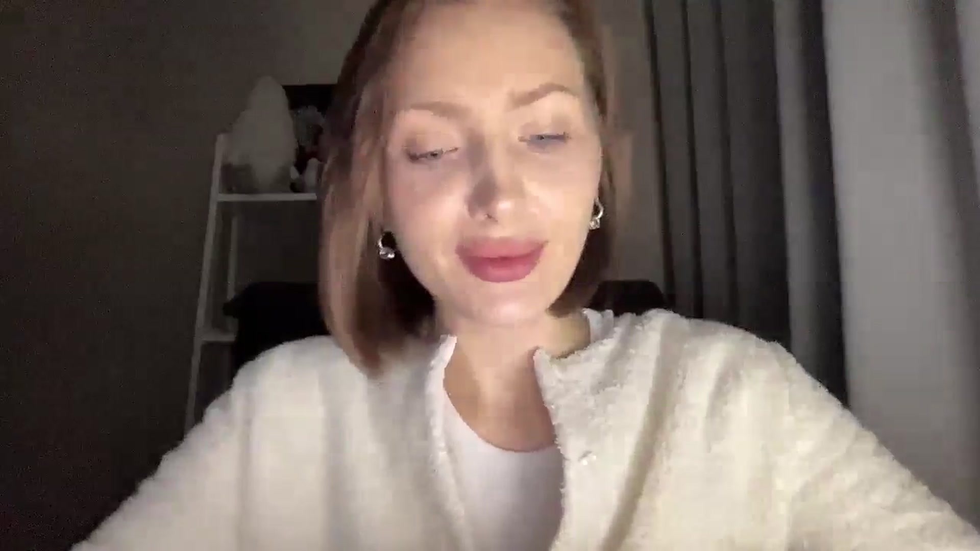 Di_Pearl video thumbnail