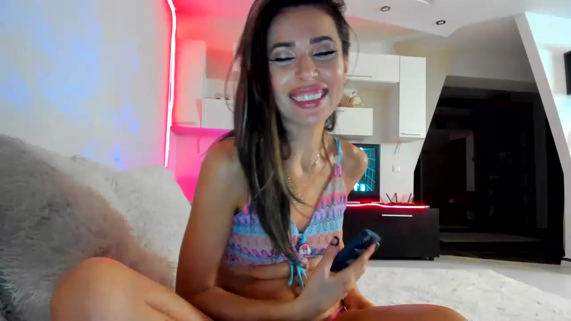 SmileyTinaa video thumbnail
