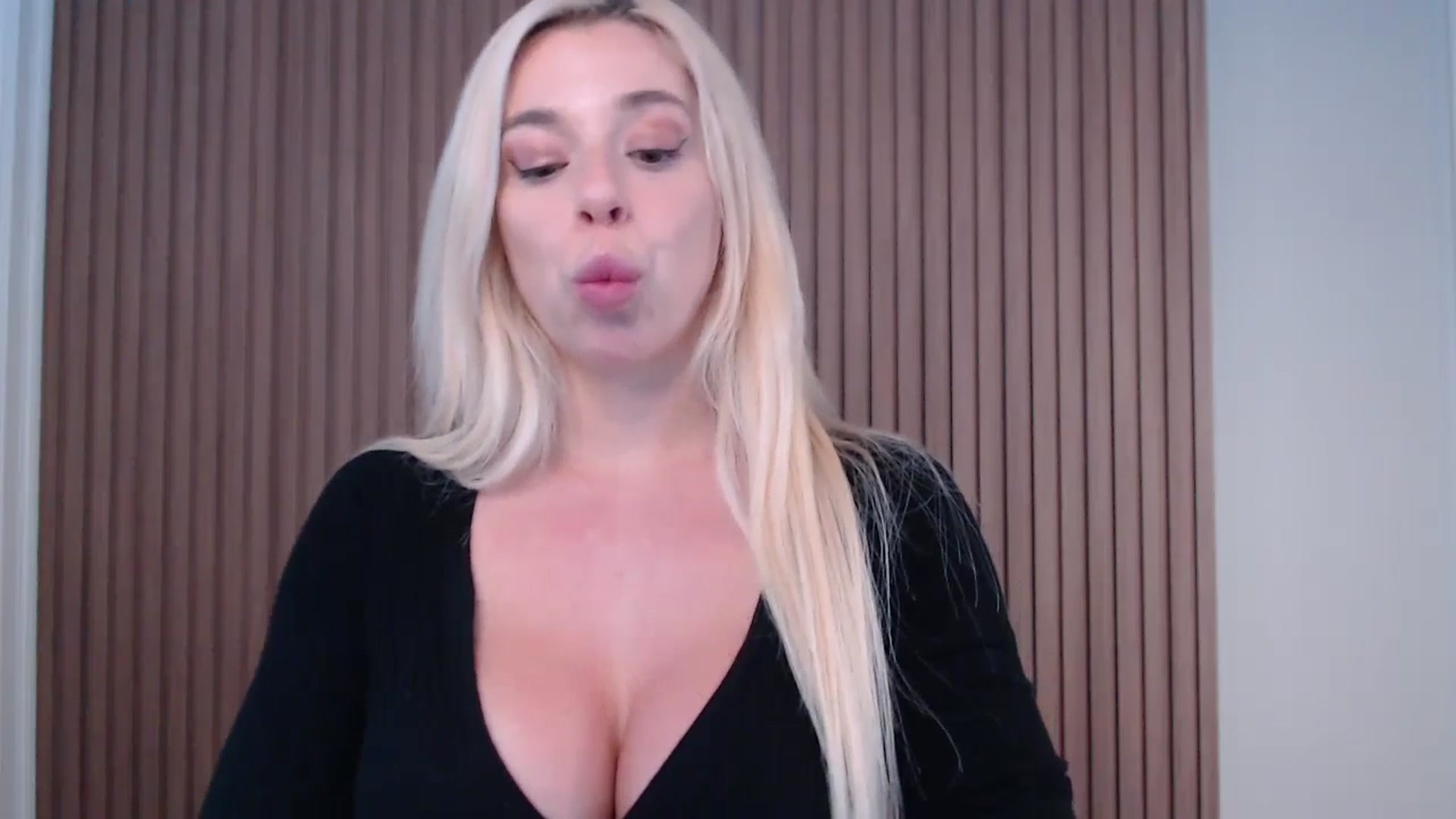 Riley_Parks video thumbnail