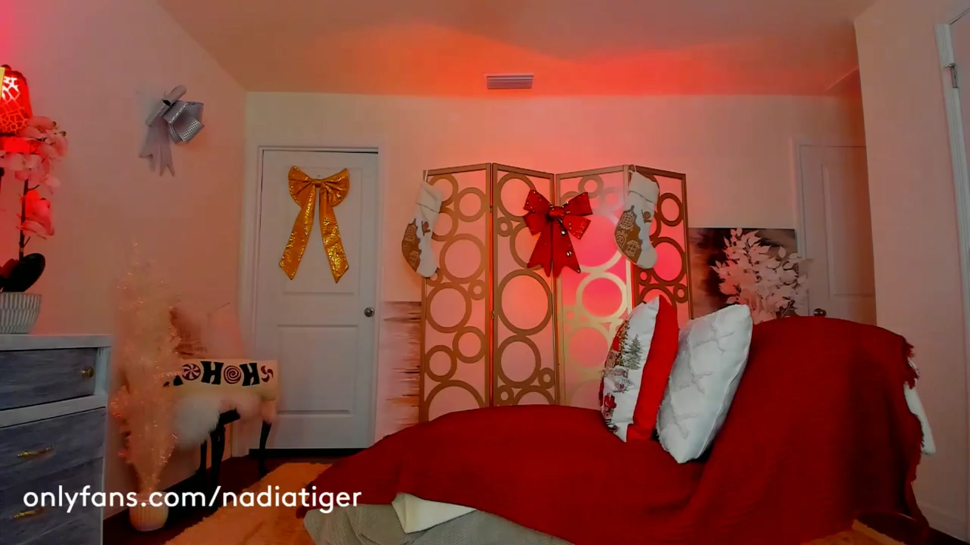 NadiaTiger video thumbnail