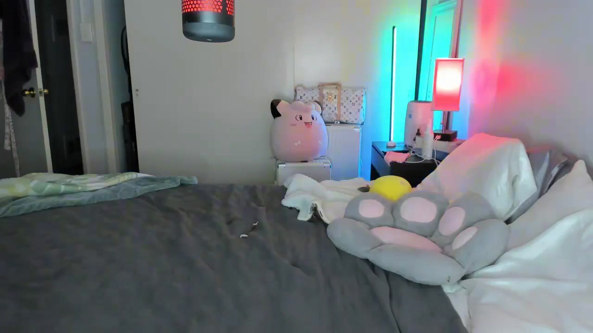 LizzySmallz video thumbnail