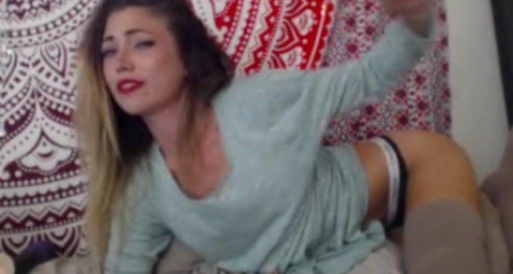 mollysimms video thumbnail