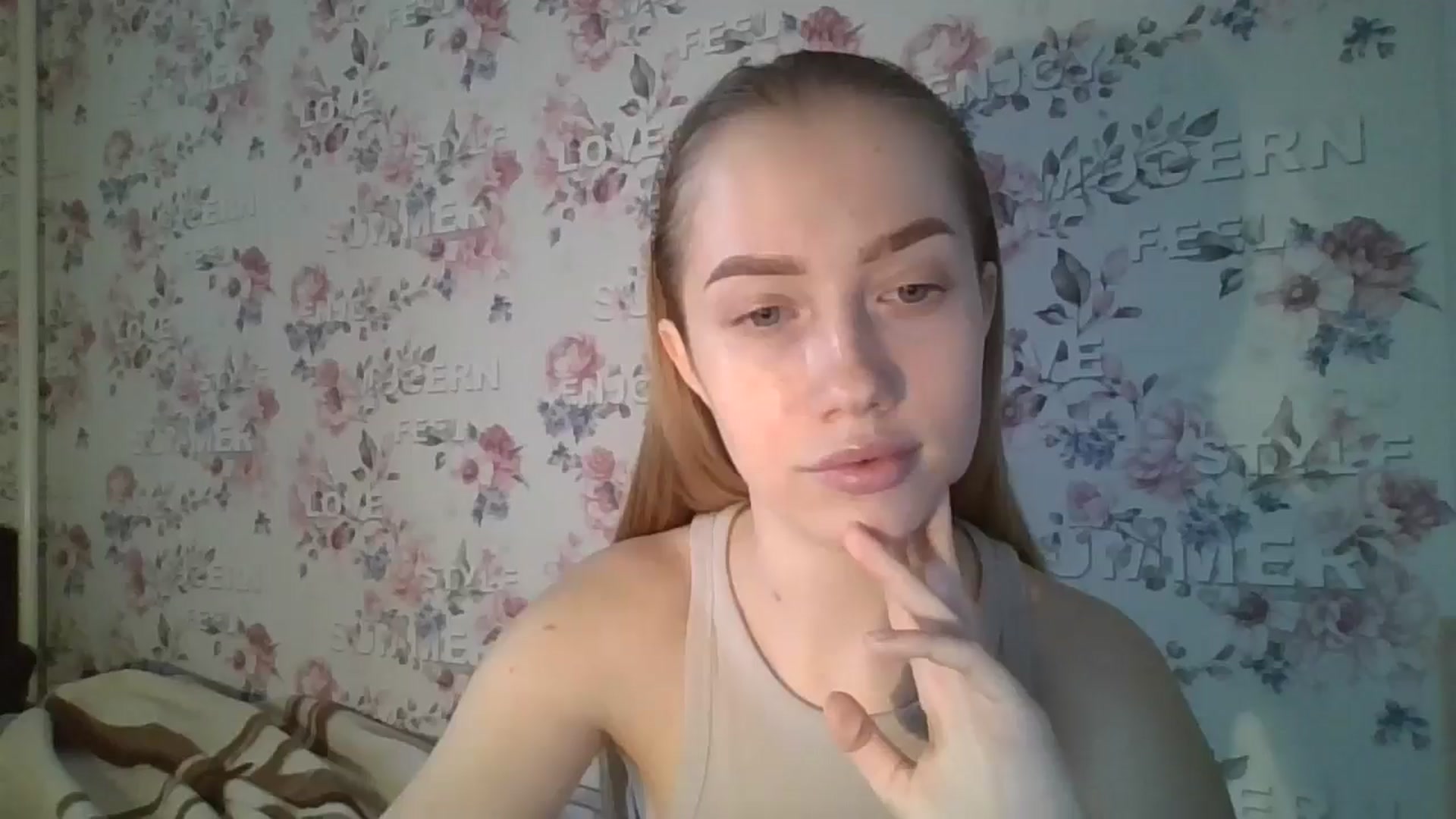 KittyLuxxe video thumbnail