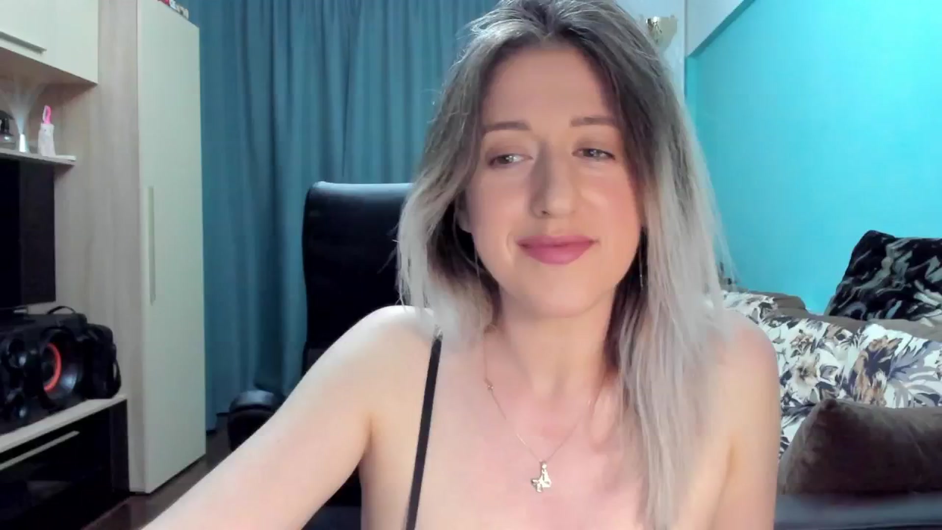 SweetDelia_ video thumbnail