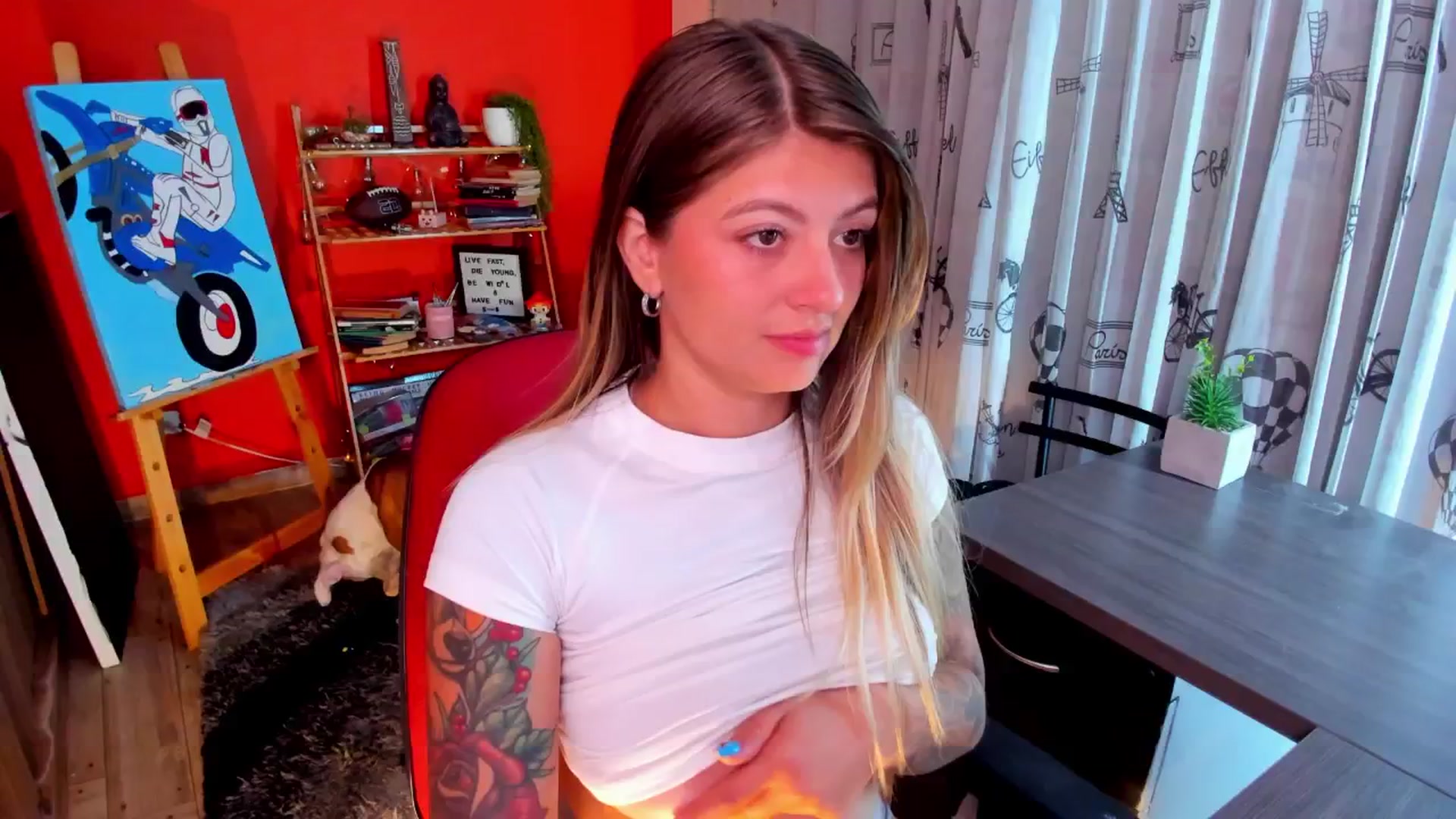 Emmaa_hostt video thumbnail