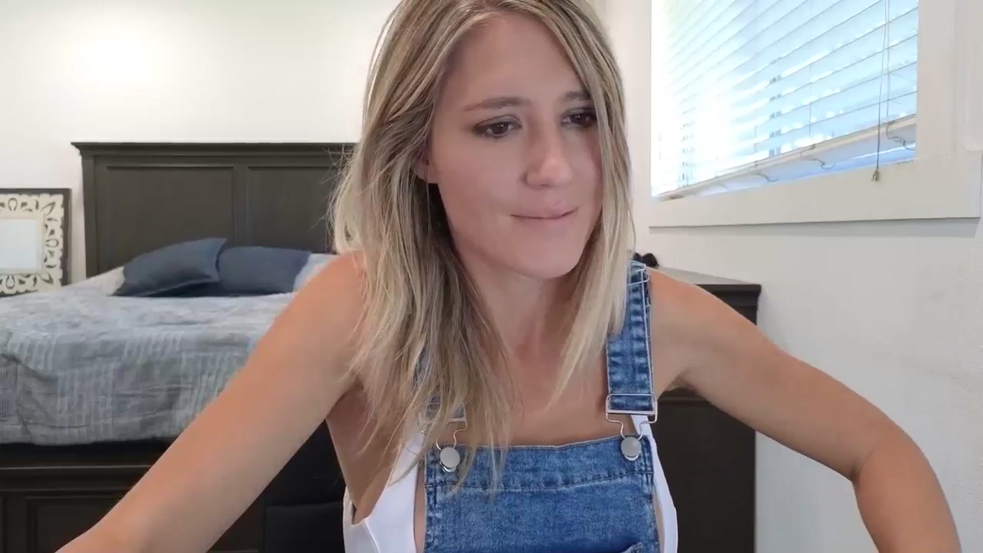 blond_milf video thumbnail