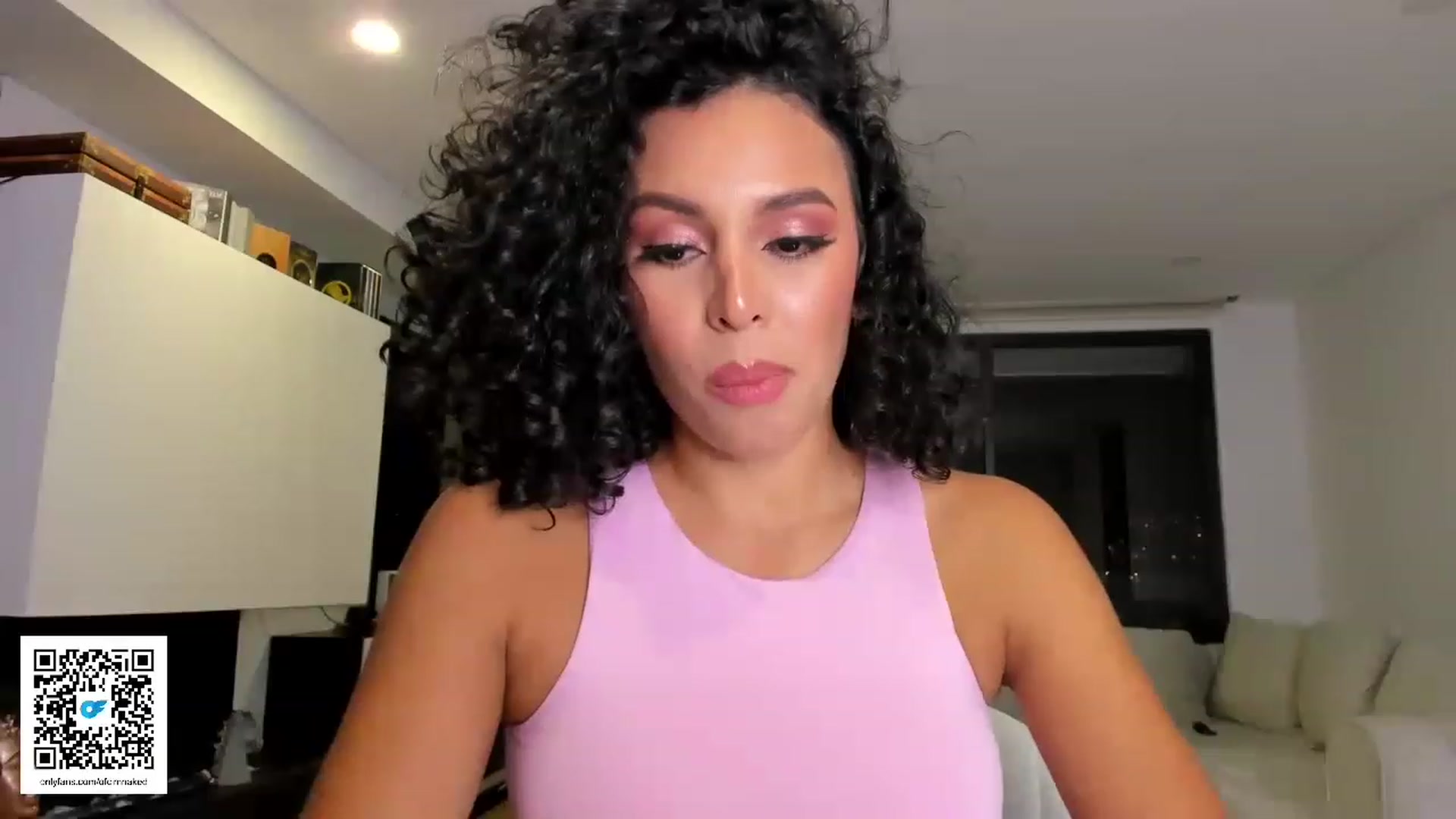 its_Ari video thumbnail