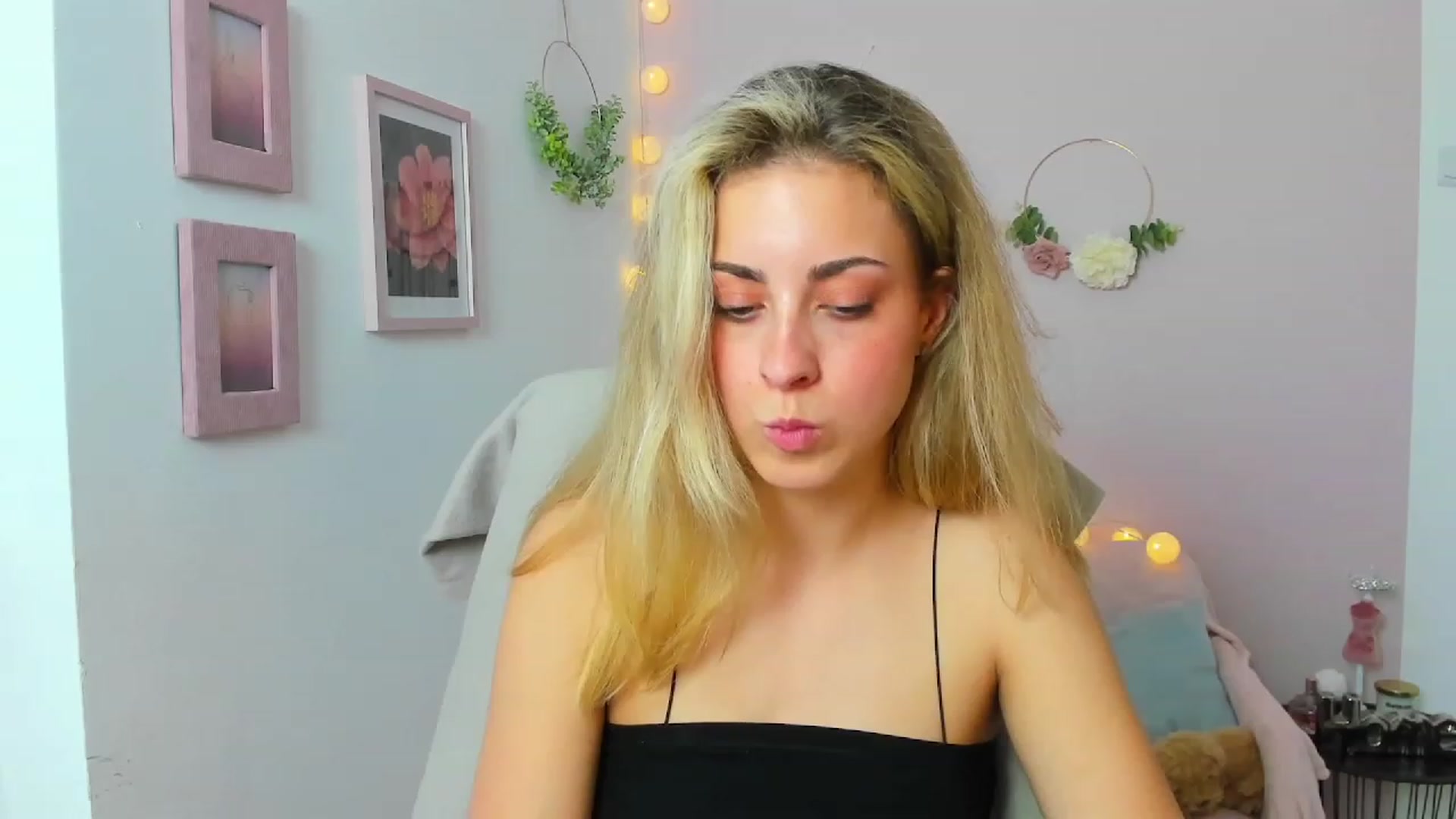 Gia_Lopez18 video thumbnail