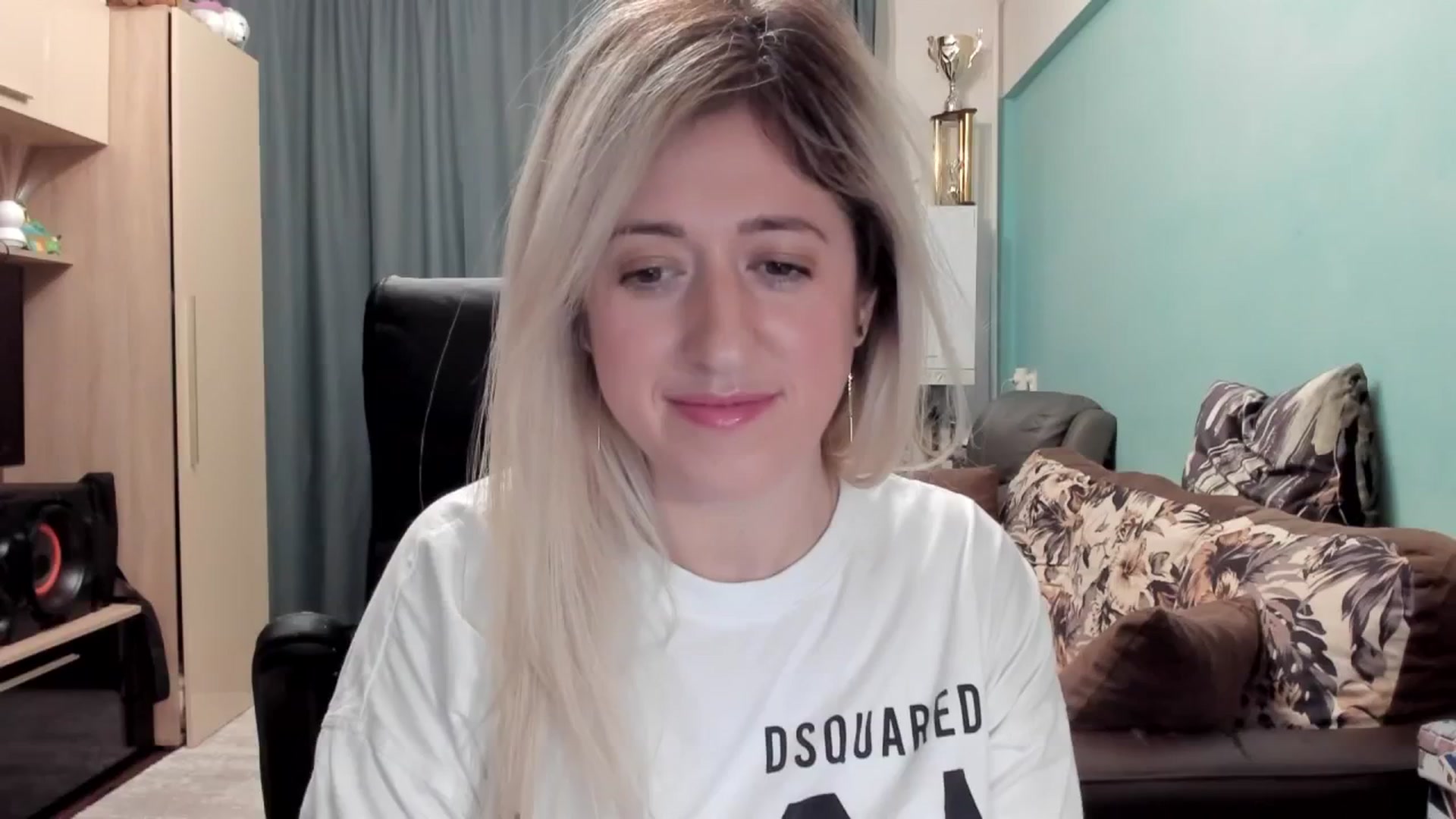 SweetDelia_ video thumbnail