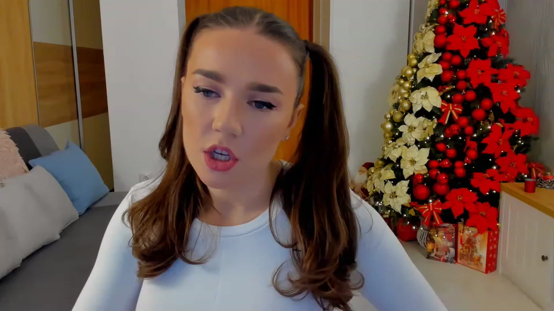 BellaaDona video thumbnail