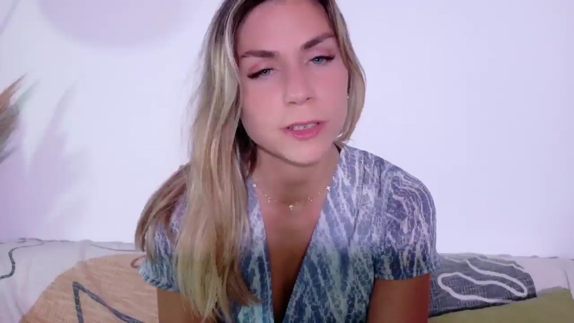 Alicewonder1 video thumbnail