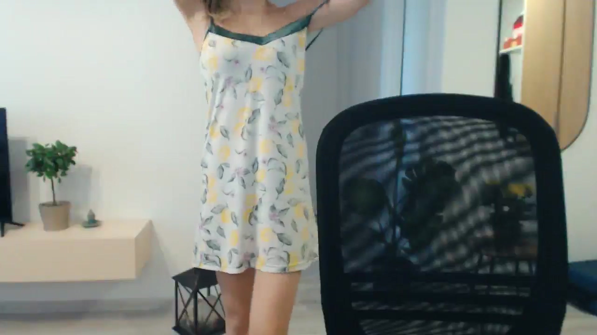 AlyVee video thumbnail