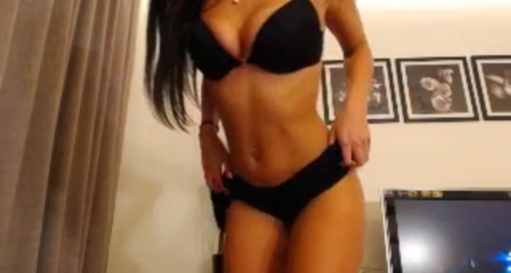 X_SexyBomb_X video thumbnail