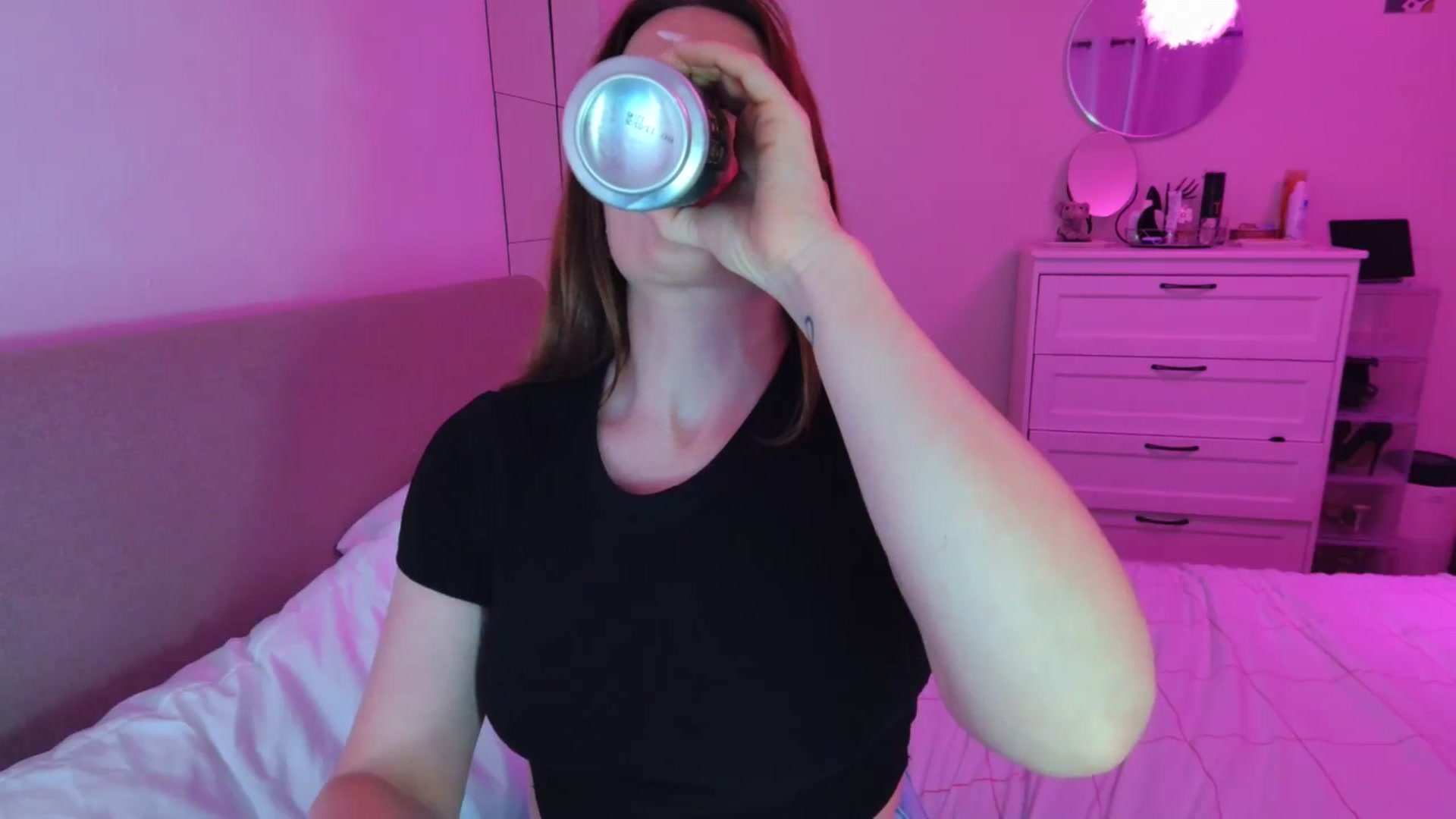 xDaisyx video thumbnail