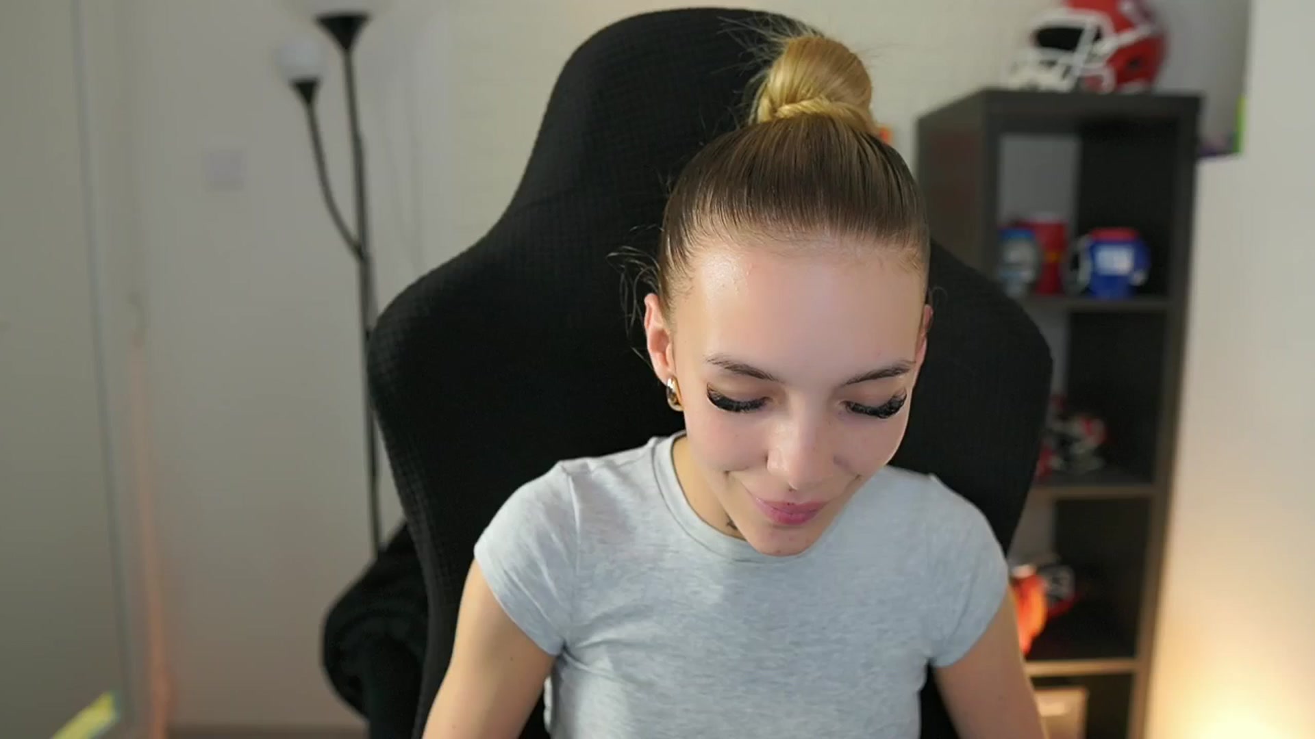 Alexxisky video thumbnail